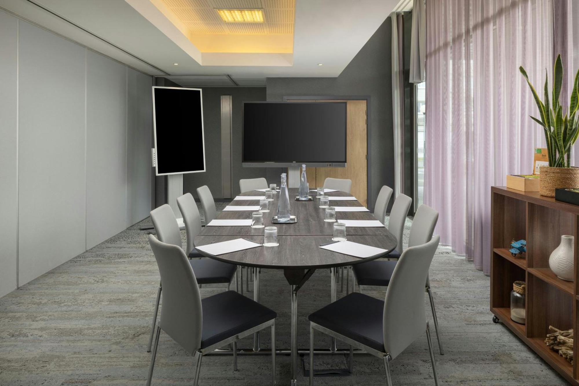 Courtyard By Marriott Toulouse Airport Ξενοδοχείο Εξωτερικό φωτογραφία