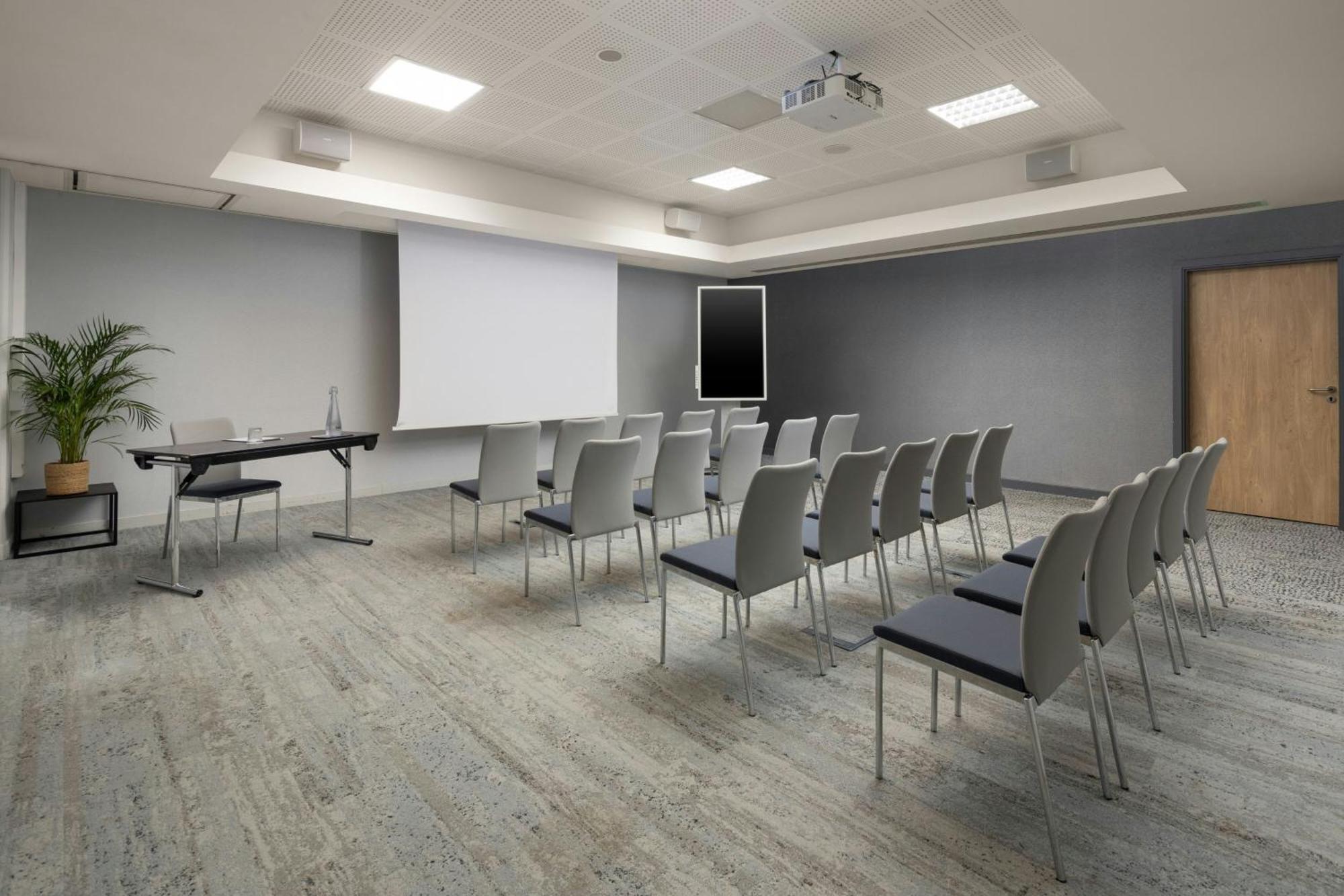 Courtyard By Marriott Toulouse Airport Ξενοδοχείο Εξωτερικό φωτογραφία